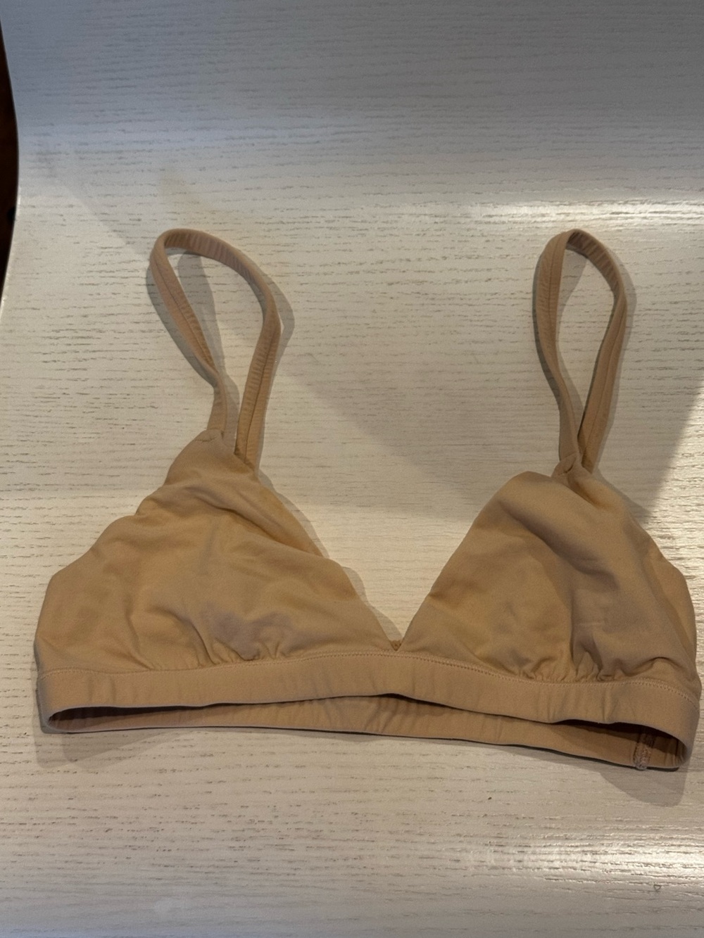 SKIMS Soft Triangle Bralette - Beige